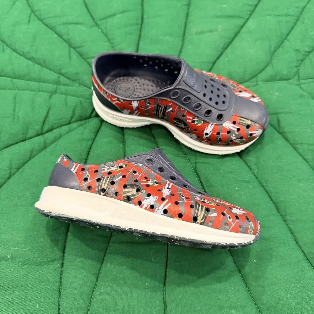 Native Robbie Toddler 7 Navy Blue Red Star Wars Slip On Water Shoes